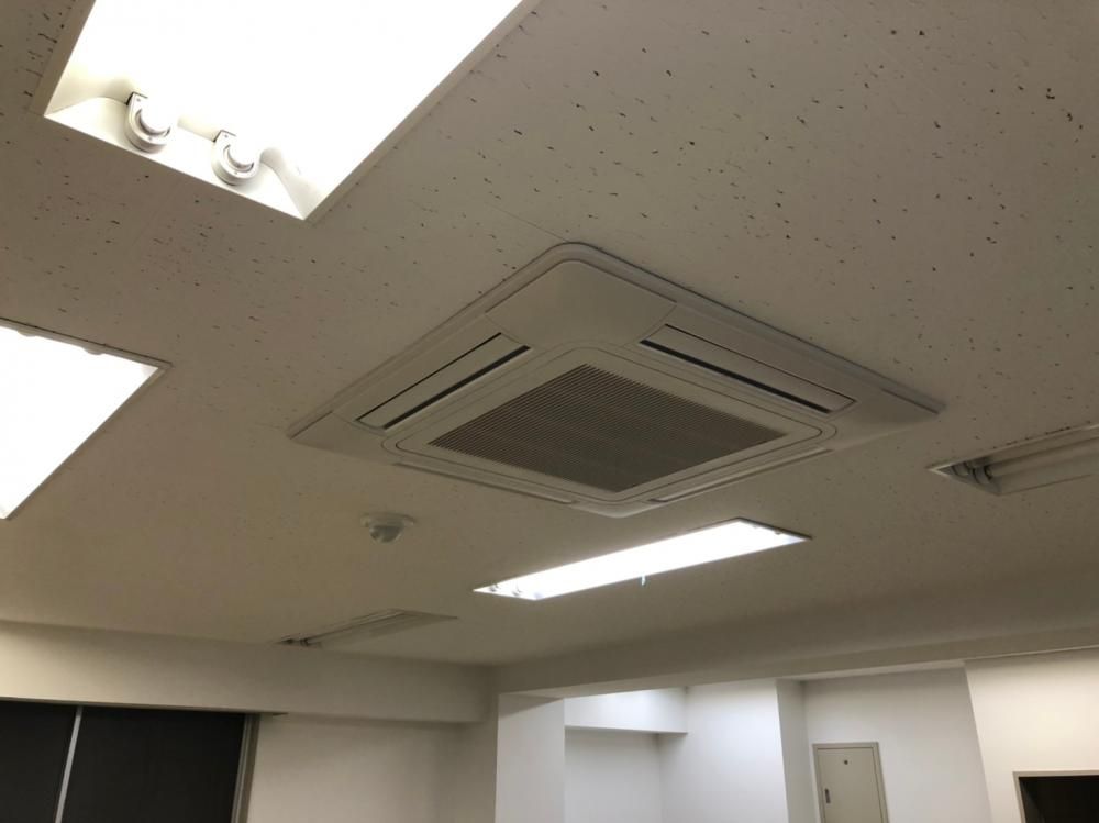 【その他設備】　天井カセット型エアコン（2基）