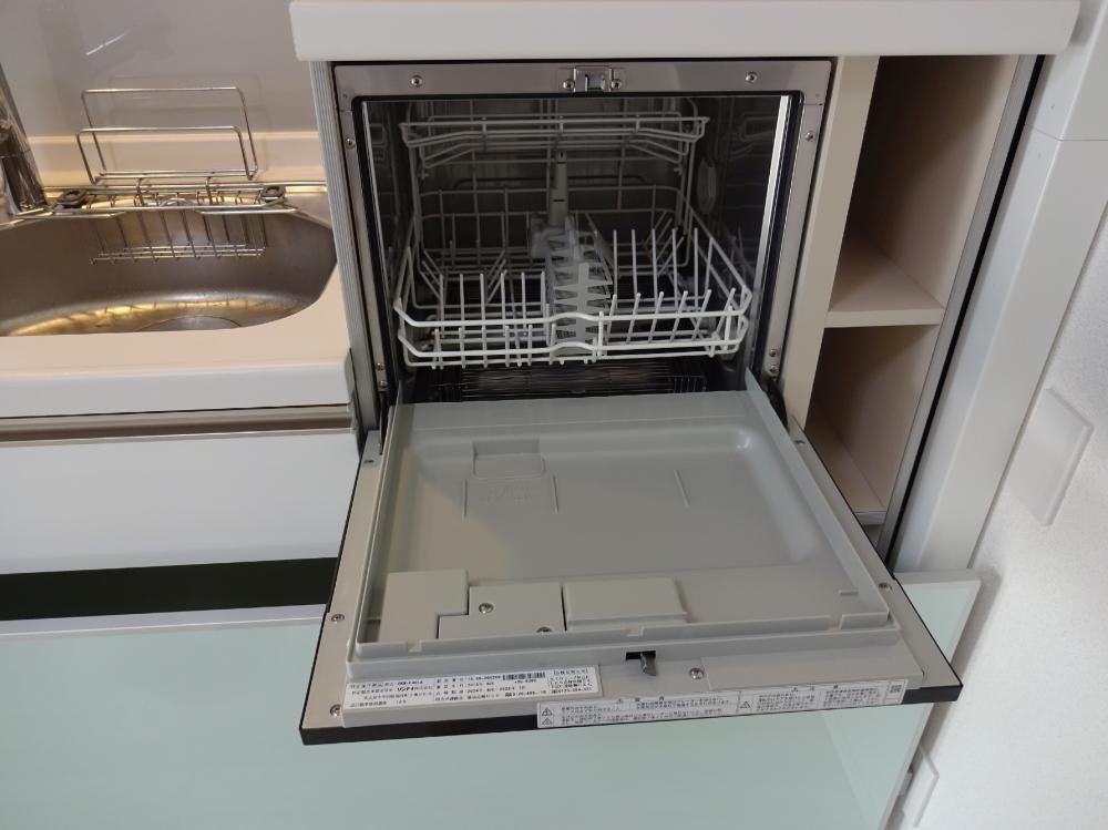 【その他部屋・スペース】　キッチン（ＯＰＥＮ・２口ＩＨクッキングヒーター・食洗機