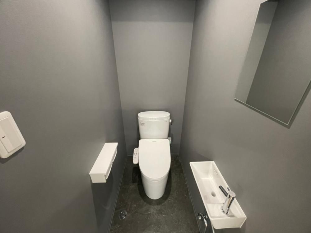 【トイレ】　男女別トイレ